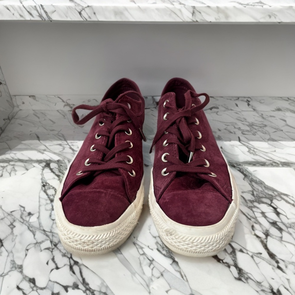 Converse All Star Chuck Taylor Burgundy Red Suede Low Top